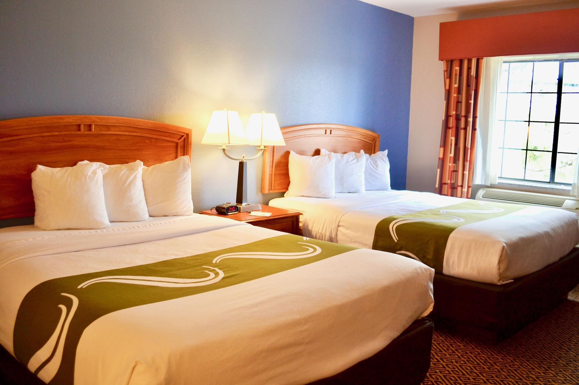 Quality Suites Tulsa I-44 3*
