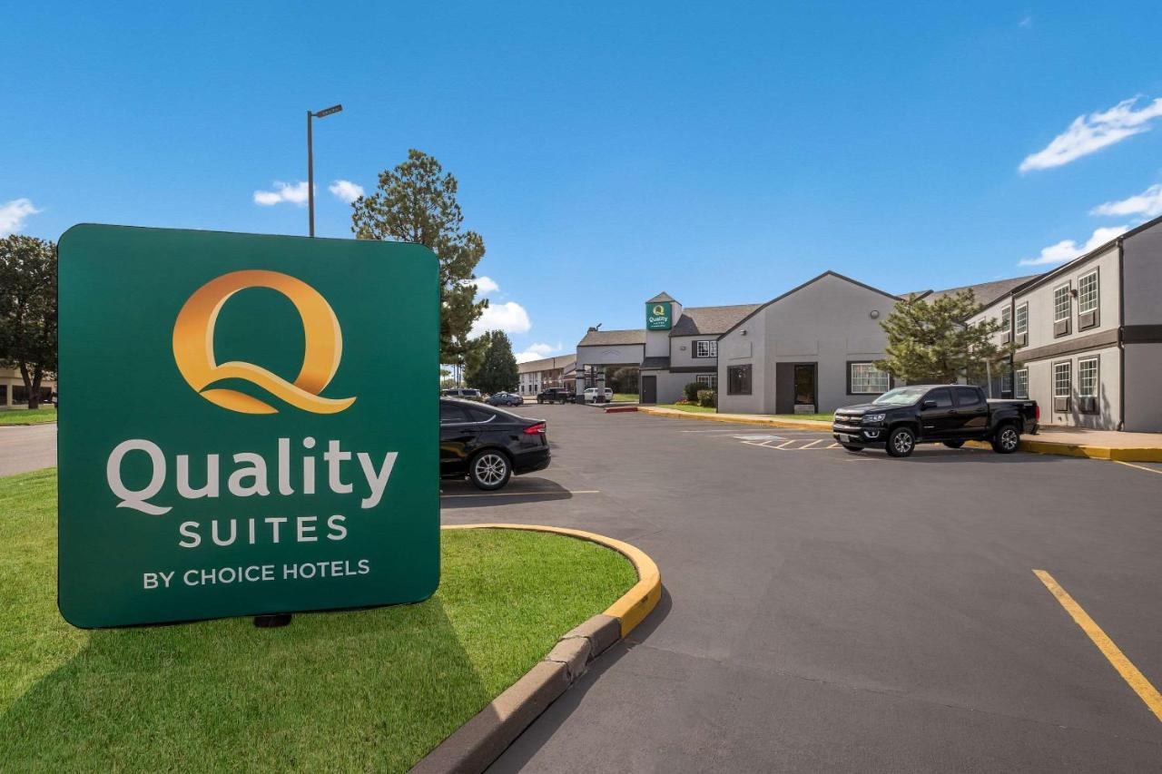 Quality Suites Tulsa I-44 3* Tulsa