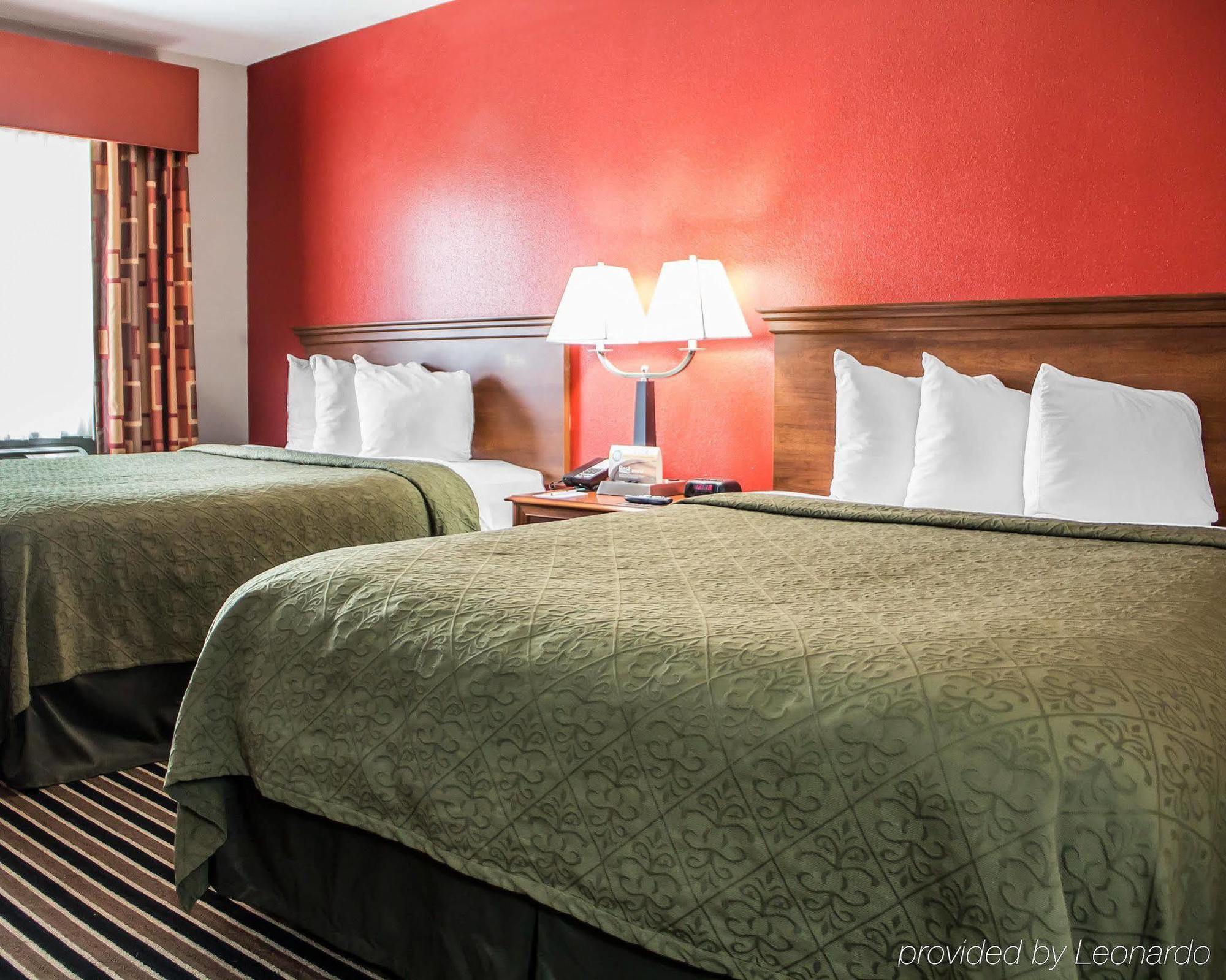 Hotel Quality Suites Tulsa I-44 Tulsa